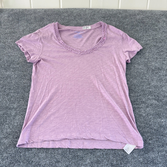 Eddie Bauer Lilac Women's V Neck Embellished T Shirt Size M - Picture 1 of 5
